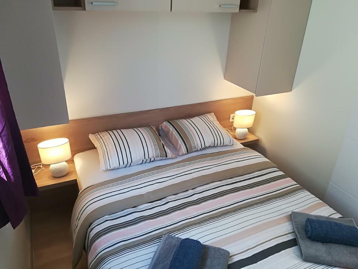 Holiday Home Happiness Privlaka  Dış mekan fotoğraf