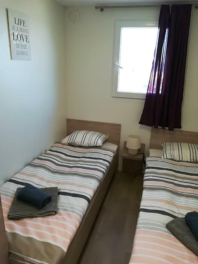 Holiday Home Happiness Privlaka  Dış mekan fotoğraf